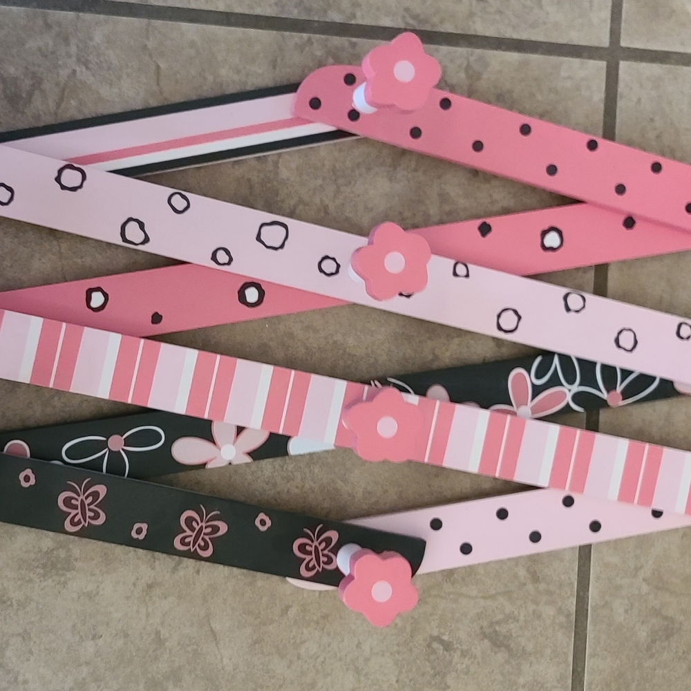 Girls wall hanger